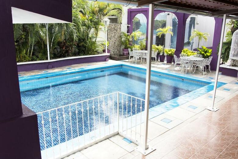 Hotel Michelle