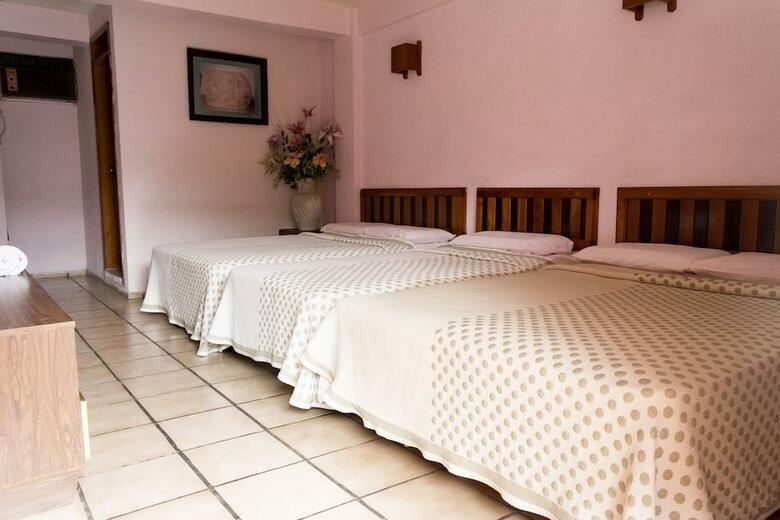 Hotel Michelle