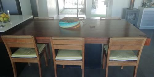 Eezy Breezy Holiday Home