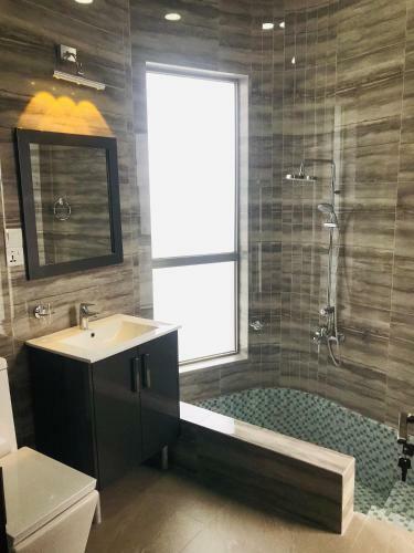 Apartamento Kingsview Residencies -12 A