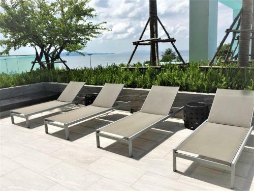 Luxury Beachfront Apartment Aeras