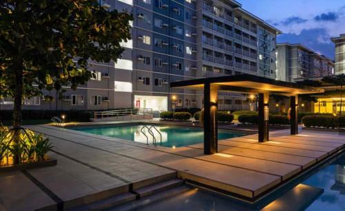 Apartamento M&m Trees Residences Staycations Condotel
