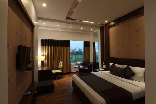 Hotel Tivoli Royal Palace