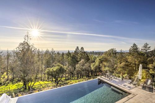 Grand Villa With Striking Views And Infinity Pool