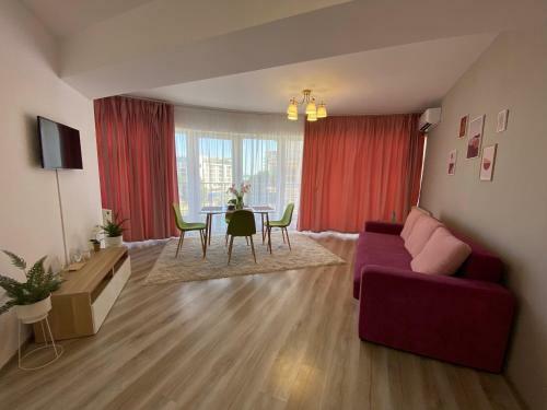 Expo Apartament Summerland