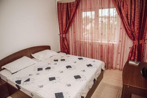 Adrian Home 3 Rooms Apartment