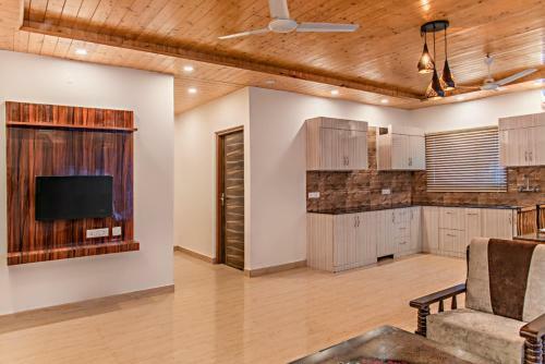Apartamento 2 Bhk Serviced Apt I Pvt Open Terrace I Kasauli