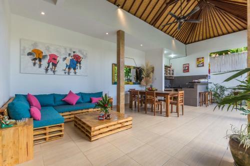 Villa June