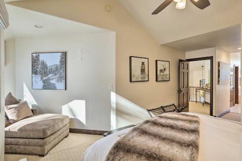 Upscale Edwards Townhome With Hot Tub And Deck!
