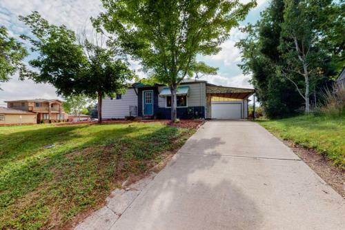Denver Remodeled Upper Unit With 2 King Beds