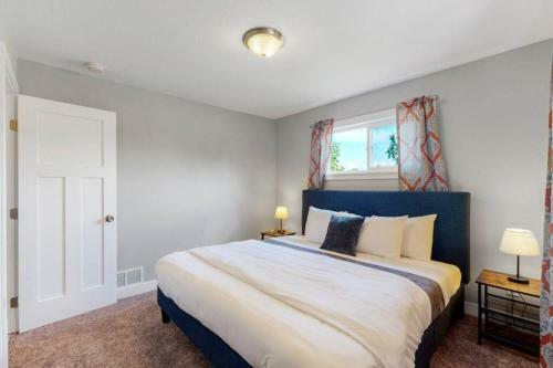 Denver Remodeled Upper Unit With 2 King Beds