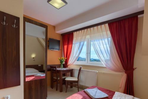 Bed & Breakfast Pensjonat Willa Szarotka