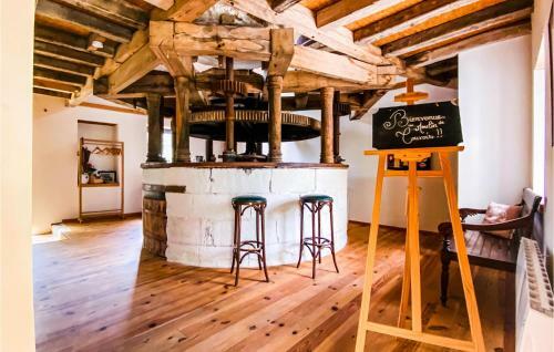 Nice Home In Bourgueil With Wifi And 4 Bedrooms