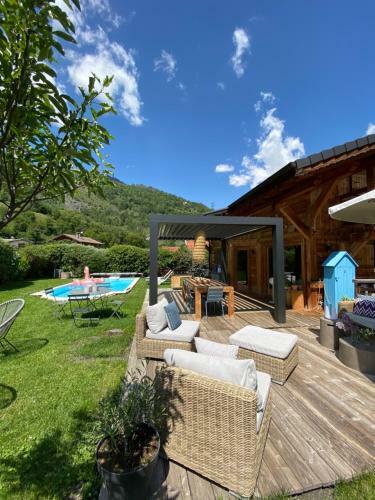Grand Chalet � La Montagne
