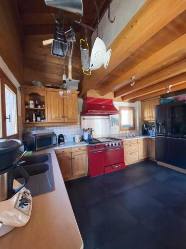 Grand Chalet � La Montagne