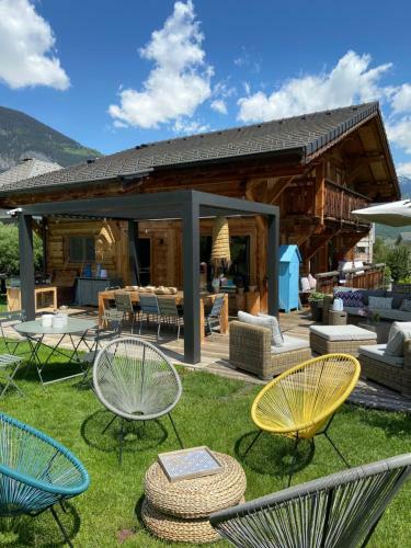 Grand Chalet � La Montagne