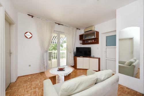 Apartments Bibinje By The Beach