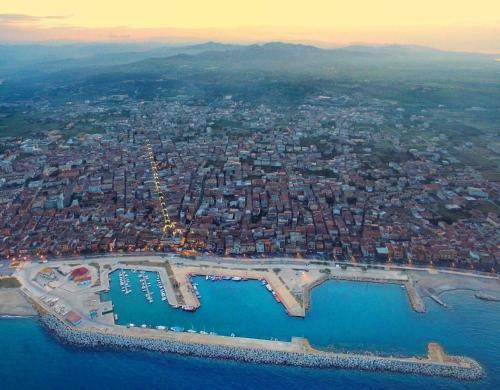 Nuovo Appartamento In Centro A 50m Dal Mare