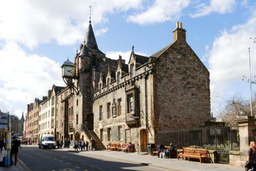 Edinburgh Near Centre Luxury Apartment