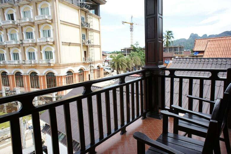 Hostal Domon Guesthouse