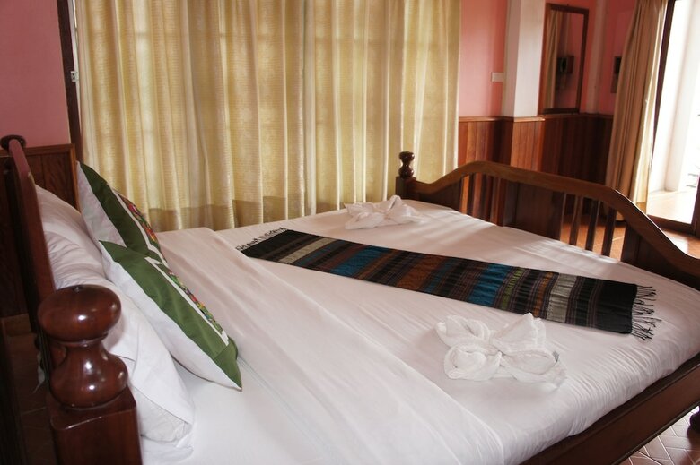 Hostal Domon Guesthouse