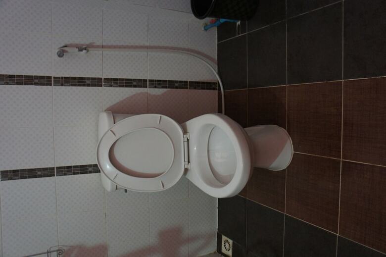 Hostal Domon Guesthouse