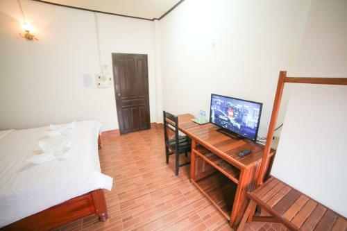 Hostal Maylay Guesthouse