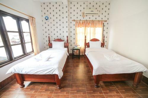 Hostal Maylay Guesthouse