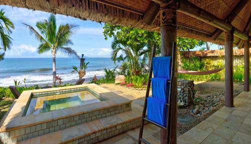 Hotel Nanuku Resort & Spa