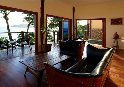 Hotel Nanuku Resort & Spa