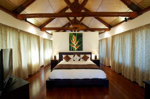 Hotel Nanuku Resort & Spa