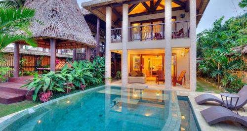 Hotel Nanuku Resort & Spa