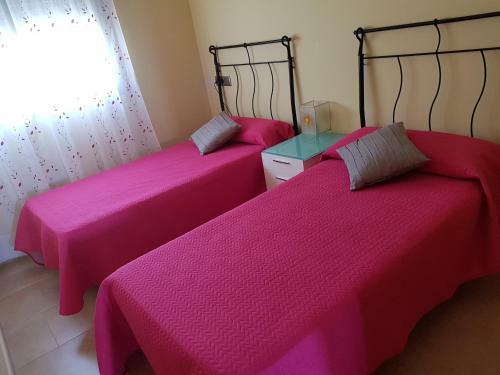 Salom� Beach Apartments