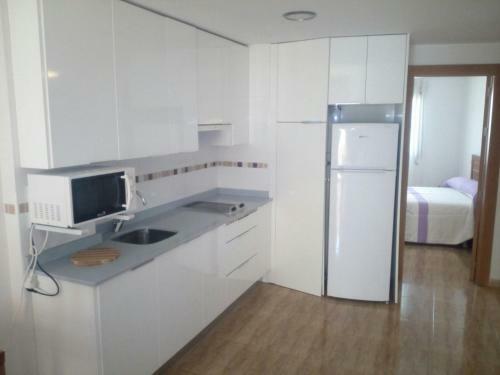 Salom� Beach Apartments