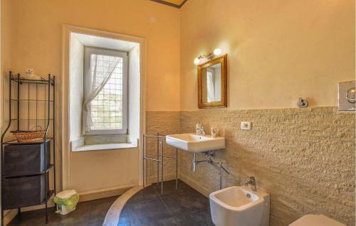 Stunning Home In Modica With Wifi And 3 Bedrooms