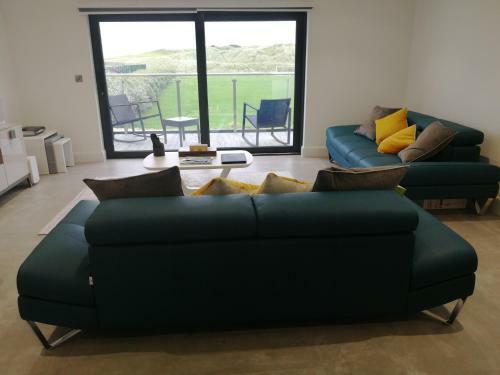 Portrush Luxury Apartment, Currangate