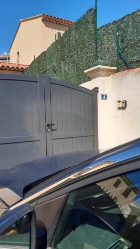Hostal La Nuit �toil�e
