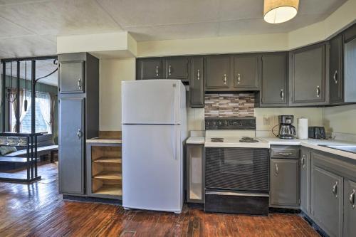 Ashland Apartment Walkable And Pet Friendly!