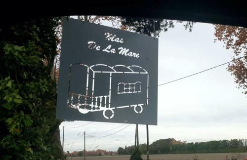 Mas De La Mare
