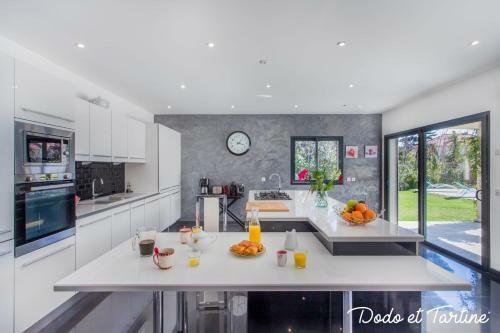 Stunning Villa 4 Bedroom With Pool - Dodo Et Tartine