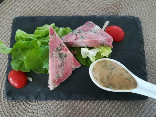 Hostal Demeure De L'�le Rollet