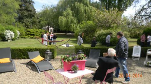 Hostal Demeure De L'�le Rollet