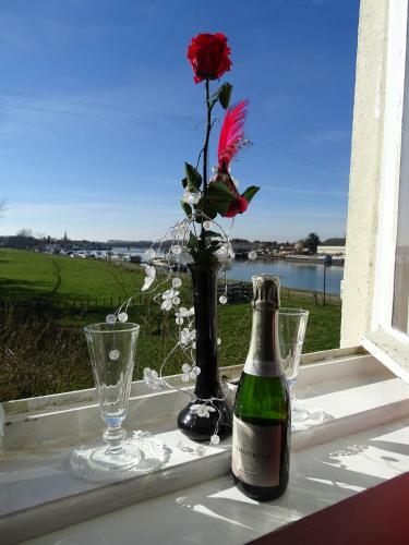 Hostal Demeure De L'�le Rollet