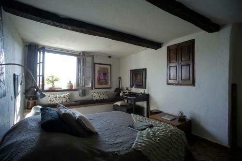 Hostal La Maison Aux Bonsais