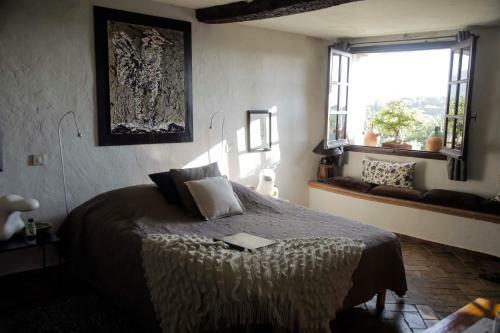 Hostal La Maison Aux Bonsais