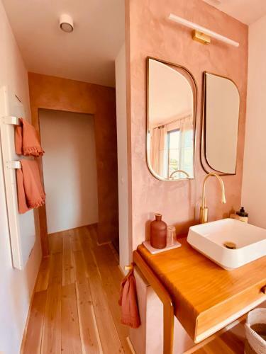 Hostal M&s - Bed And Breakfast
