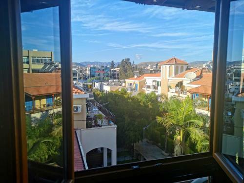 Lovely Seafront Suites On 1st Line With Sea&mountain View In Green Peaceful Galatexcomplex