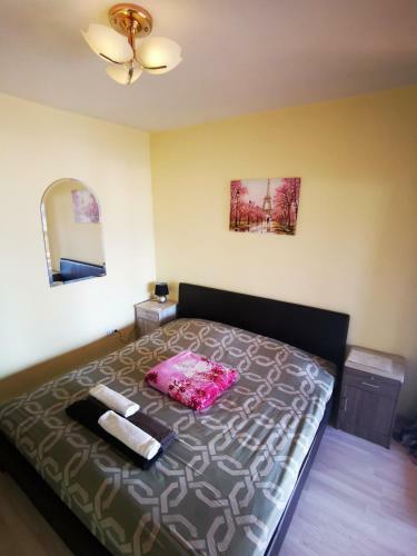 Lovely Seafront Suites On 1st Line With Sea&mountain View In Green Peaceful Galatexcomplex