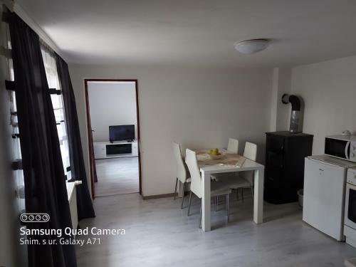 Apartment Leyla