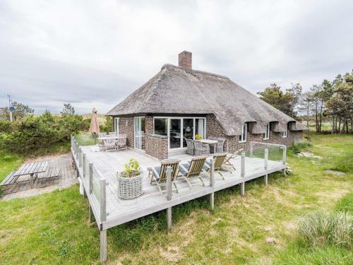 Holiday Home Bl�vand Cclxxii